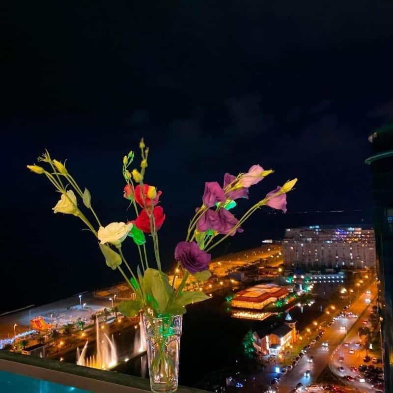Hotel Orbi City Batoumi Extérieur photo