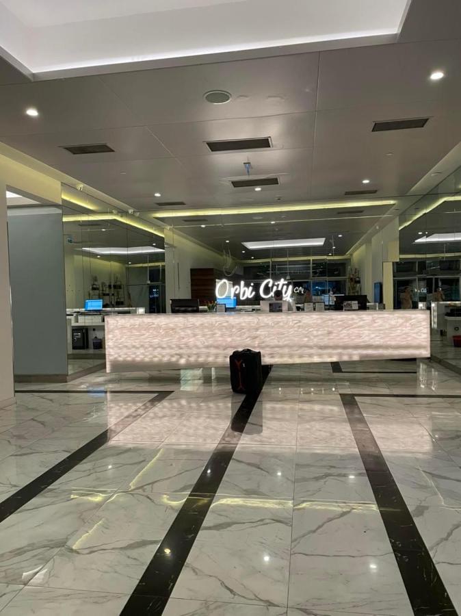 Hotel Orbi City Batoumi Extérieur photo