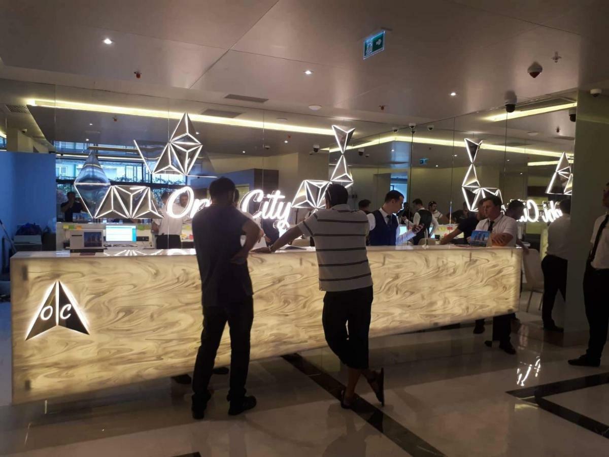Hotel Orbi City Batoumi Extérieur photo