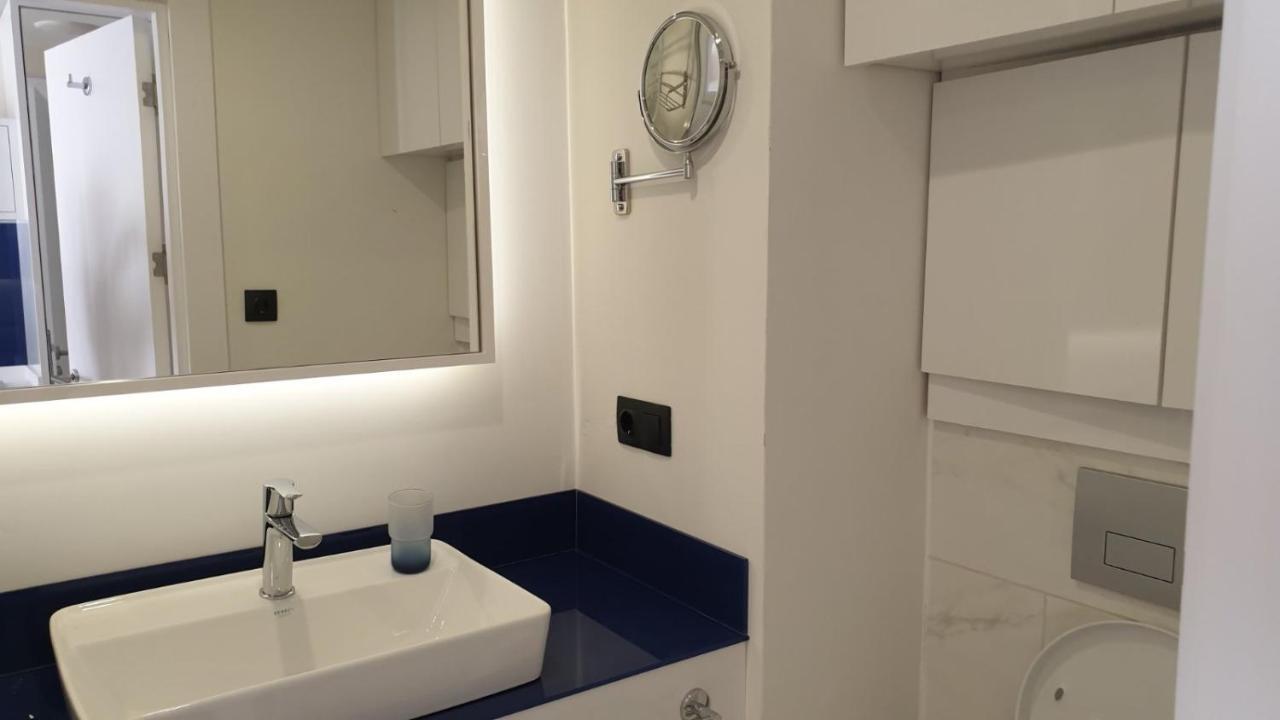 Hotel Orbi City Batoumi Extérieur photo