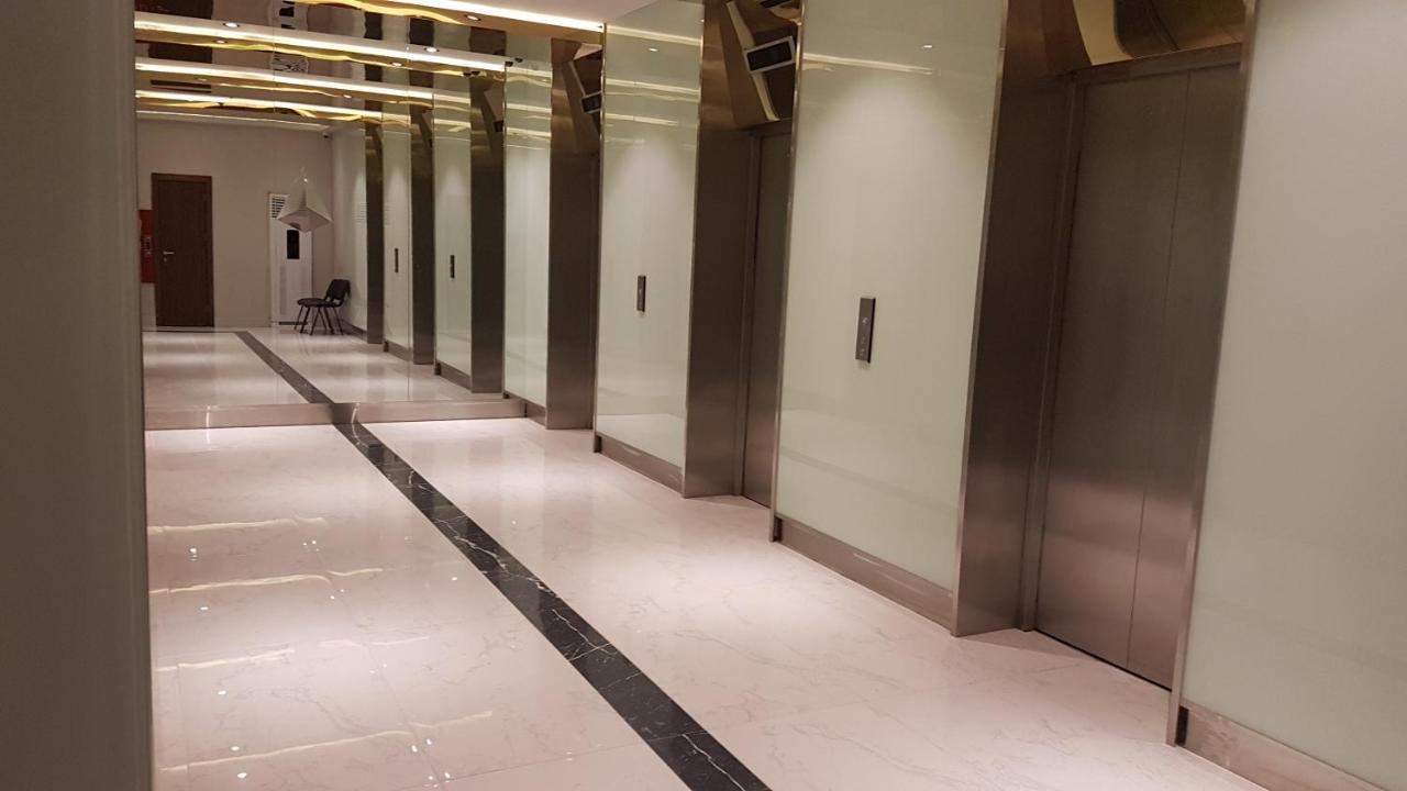 Hotel Orbi City Batoumi Extérieur photo